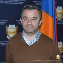 Արշակ Կարլենի Թովմասյան